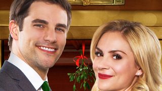 Merry Kissmas still 2