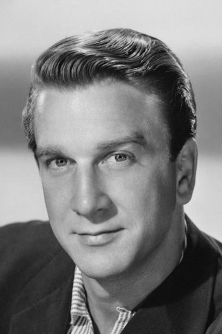 Leslie Nielsen, photo 3 of 3