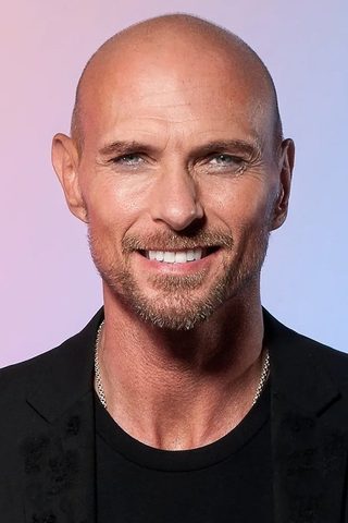 Luke Goss, photo 1 of 3