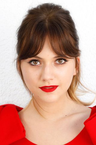 Emilia Jones, photo 1 of 3