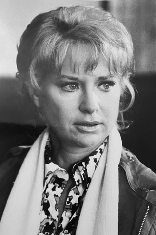 Lois Nettleton, photo 3 of 3
