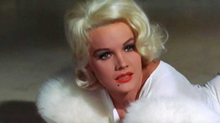 Harlow still 4