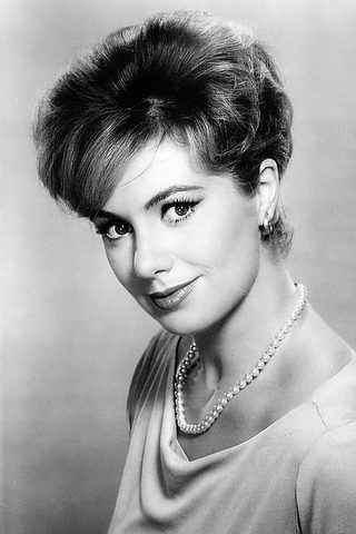Shirley Jones, photo 3 of 3