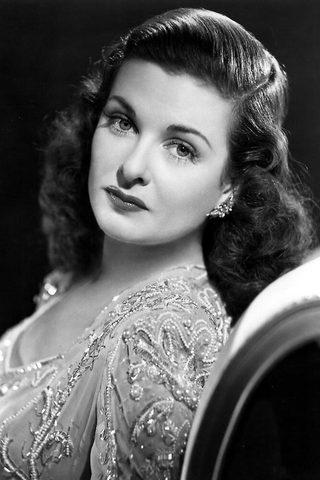 Joan Bennett, photo 2 of 3