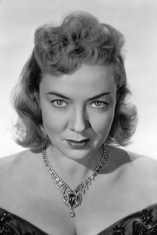 Audrey Totter, photo 3 of 3