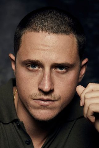 Shane Harper, photo 3 of 3
