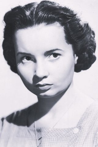 Cora Sue Collins, photo 1 of 3