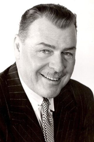Brian Donlevy, photo 2 of 3