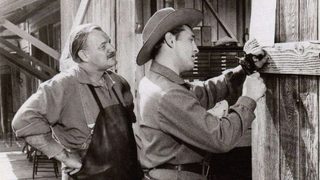 Man with the Gun still 3