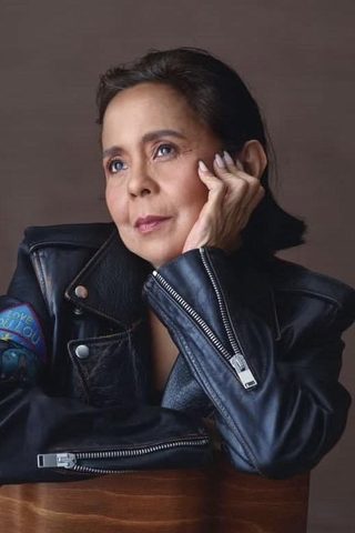 Dolly De Leon, photo 2 of 3