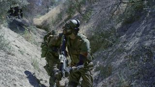 Alien Predator still 1