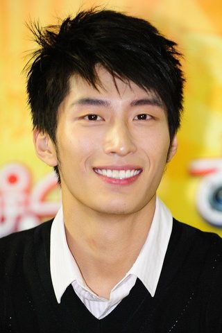 Shawn Dou, photo 1 of 3