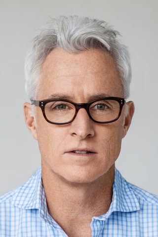 John Slattery, photo 3 of 3