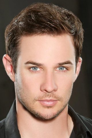Ryan Merriman, photo 2 of 3