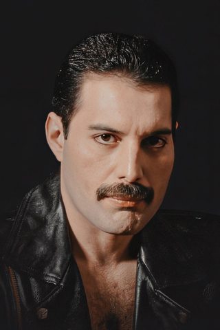 Freddie Mercury, photo 1 of 3