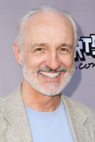 Michael Gross, photo 2 of 3