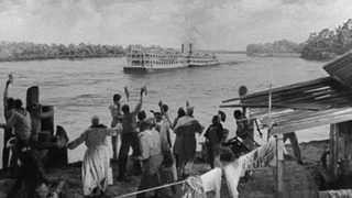 Show Boat still 5