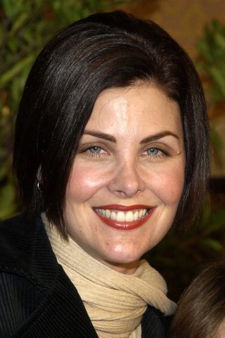 Sherilyn Fenn, photo 2 of 3