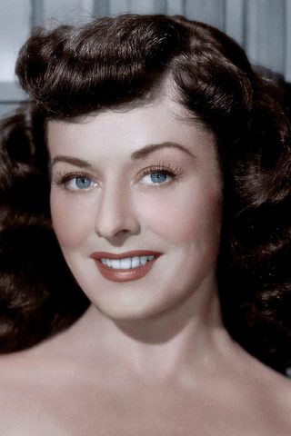 Paulette Goddard, photo 1 of 3
