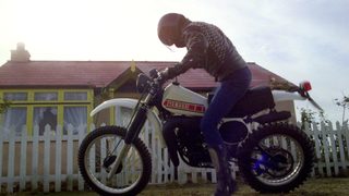 Riding High still 5
