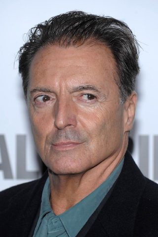 Armand Assante, photo 1 of 3