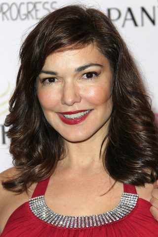 Laura Harring, photo 3 of 3
