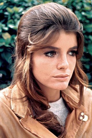 Katharine Ross, photo 2 of 3