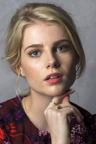 Lucy Boynton, photo 3 of 3