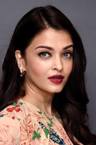 Aishwarya Rai Bachchan, photo 2 of 3