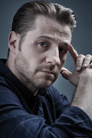 Ben McKenzie, photo 3 of 3