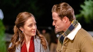 A Homecoming for the Holidays still 4