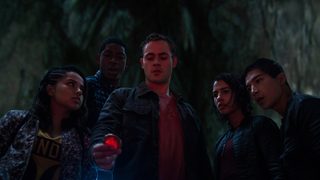 Power Rangers still 4