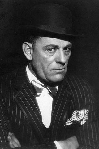 Lon Chaney, photo 2 of 3