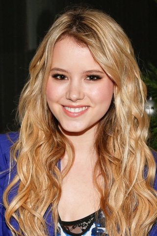 Taylor Spreitler, photo 1 of 3