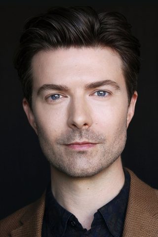 Noah Bean, photo 1 of 3