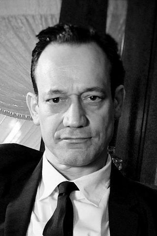 Ted Raimi, photo 1 of 3