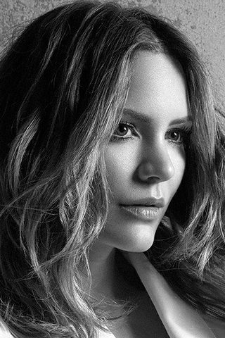 Katharine McPhee, photo 3 of 3