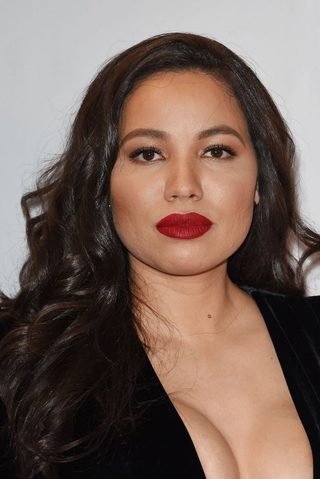Jurnee Smollett-Bell, photo 1 of 3