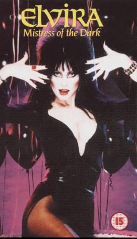 Elvira: Mistress of the Dark still 7