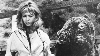 Night of the Blood Beast still 6