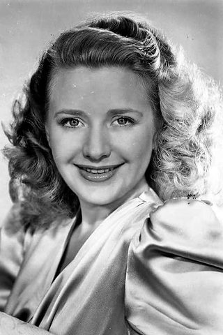 Priscilla Lane, photo 3 of 3