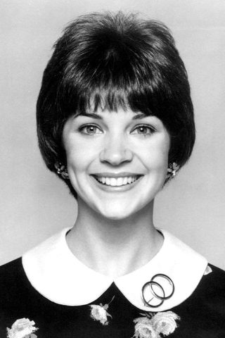 Cindy Williams, photo 2 of 3