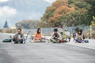 Survival Family still 5