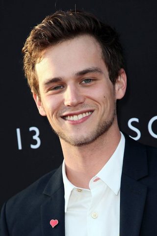 Brandon Flynn, photo 3 of 3