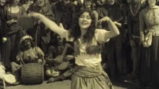 The Hunchback of Notre Dame still 5