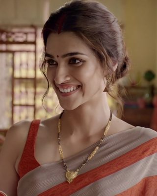 Luka Chuppi still 3