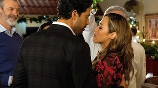 A Christmas Proposal still 7
