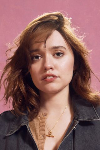 Aimee Lou Wood, photo 2 of 3