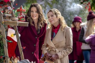 A Godwink Christmas still 3