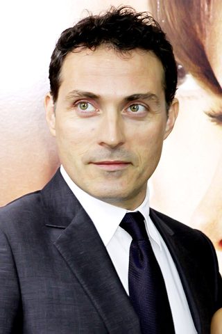 Rufus Sewell, photo 3 of 3